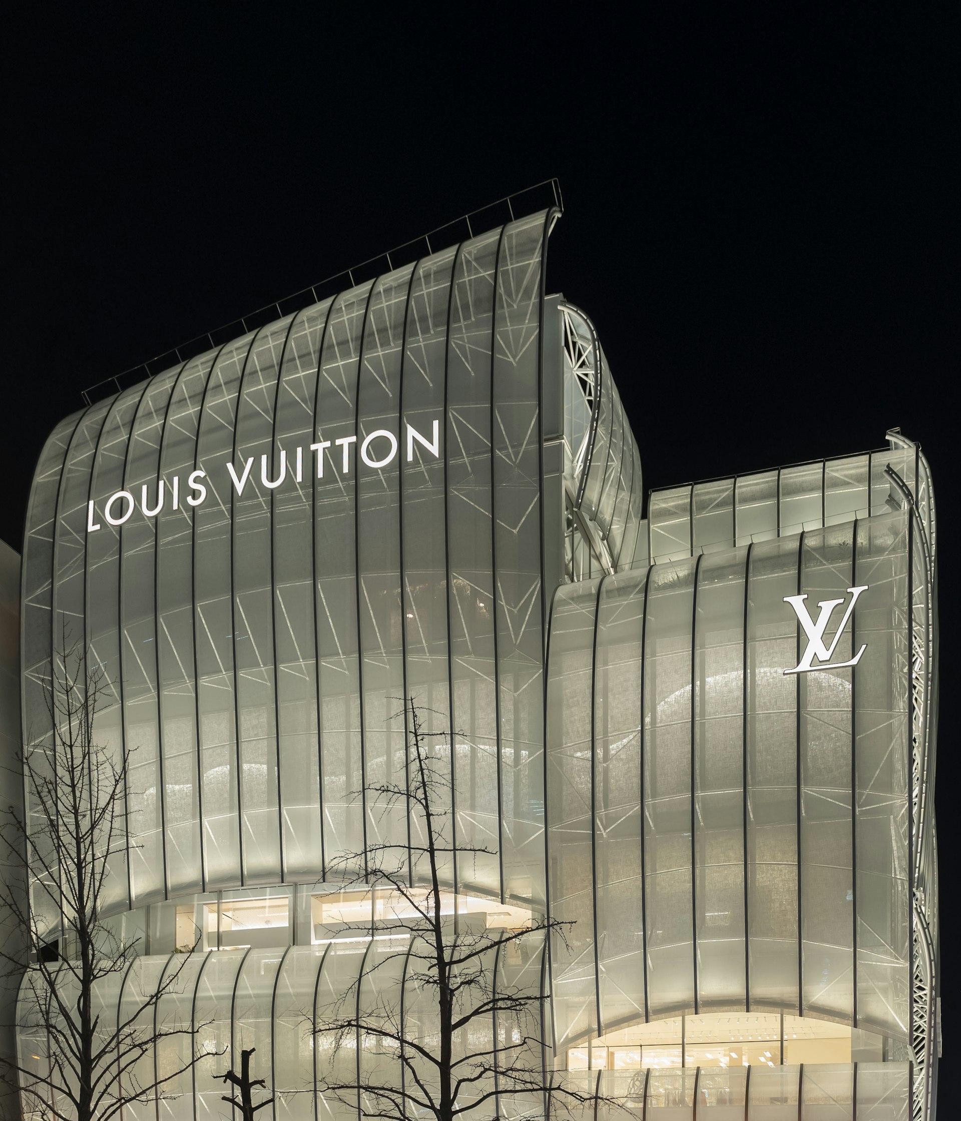 Luxury Condo Market Trends 2025: What Buyers and Sellers Need to Know