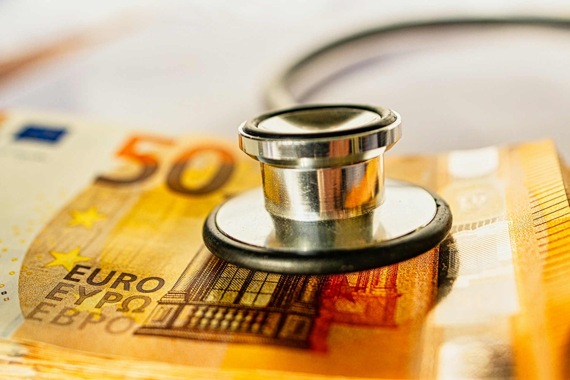 Navigating Healthcare Costs: Essential Strategies for Secure Retirement Planning