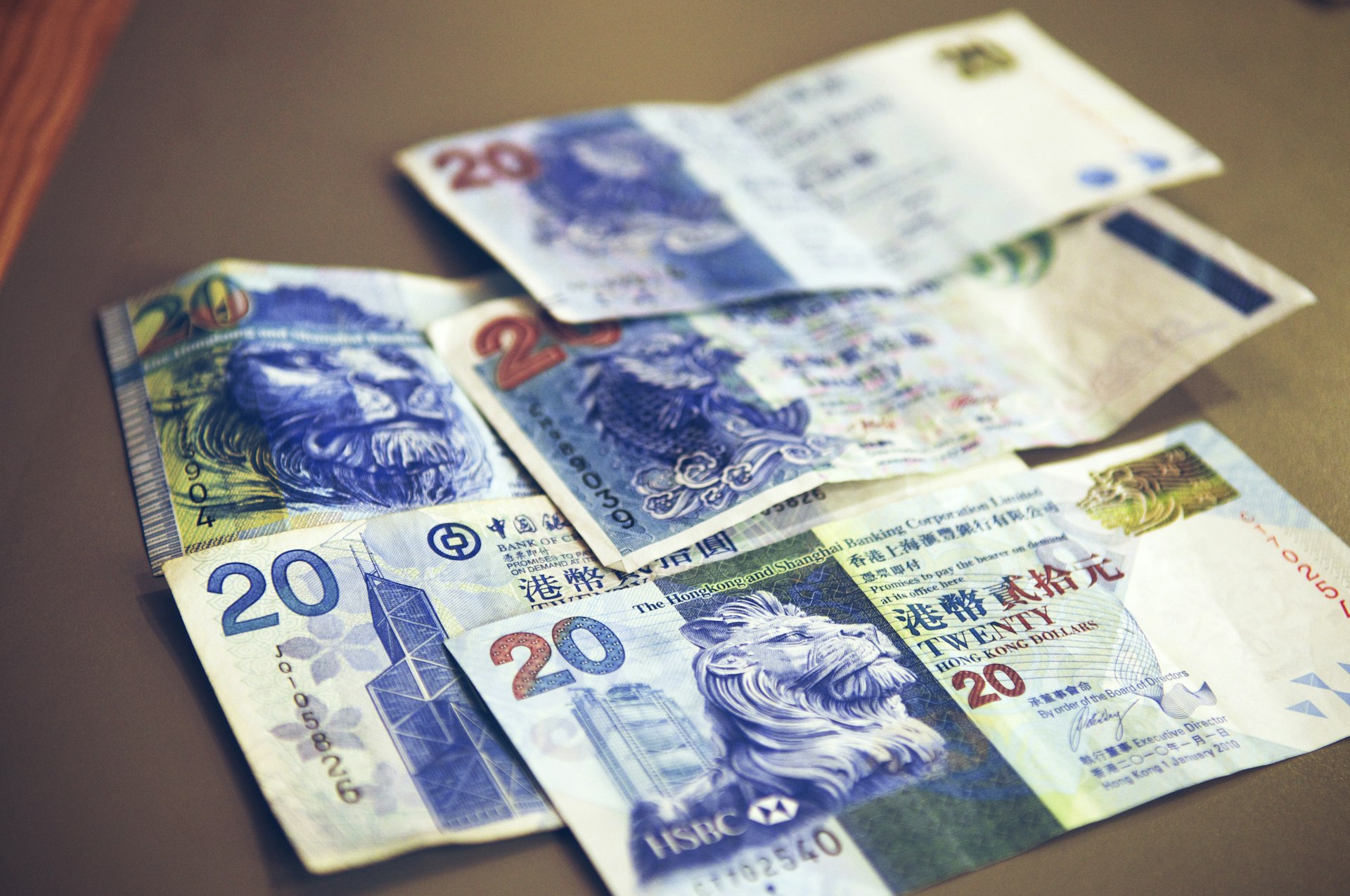 How Digital Currency is Transforming Global Finance: Opportunities, Risks, and Implementation
